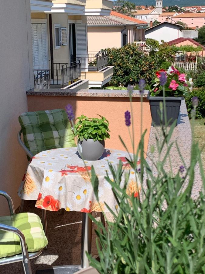 Apartment Close To Krk Town Centre Eksteriør bilde